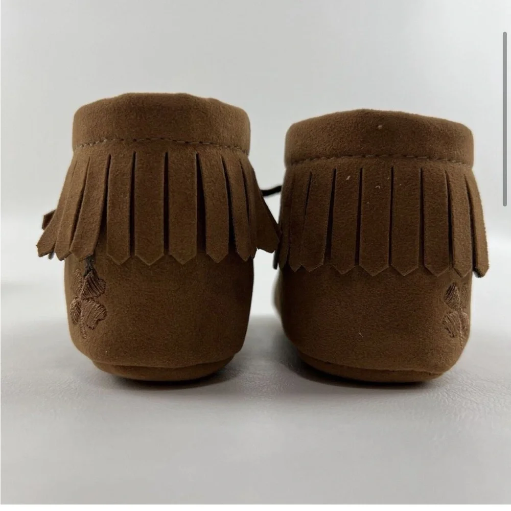 Lucky Brand crib shoes